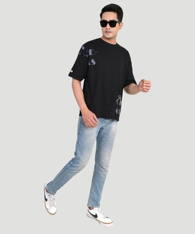 Men's Black Typography Half Sleeves Oversized Fit T-Shirt